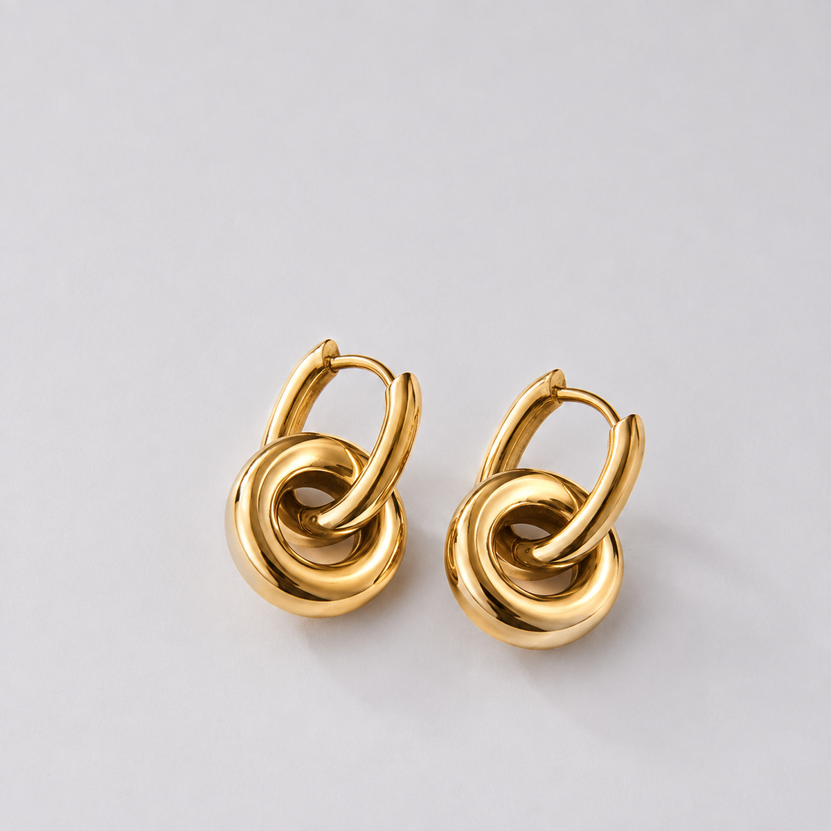 The Rendezvous Earrings