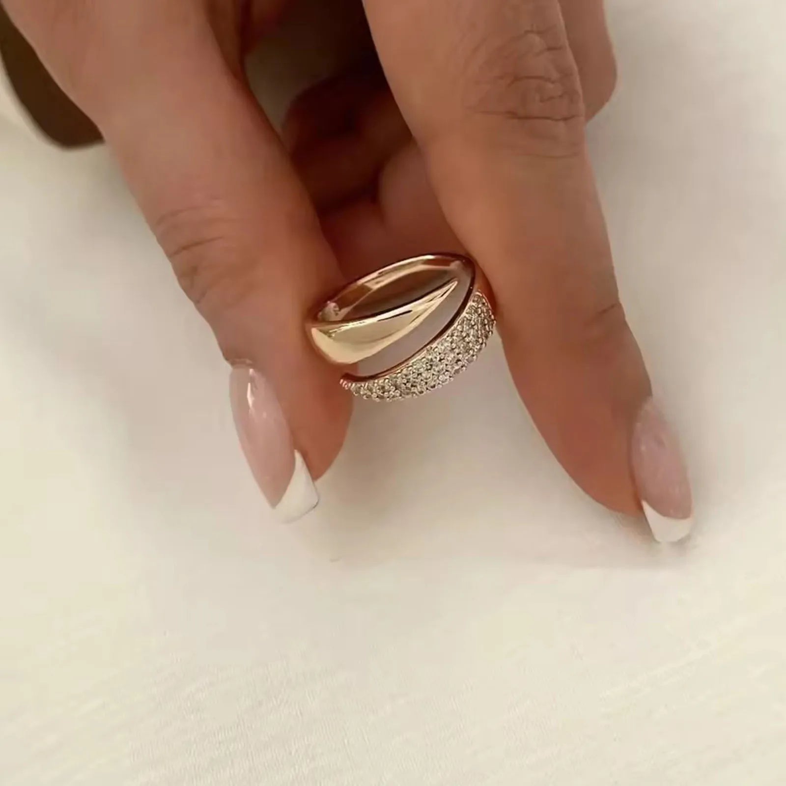 The Crossover Ring