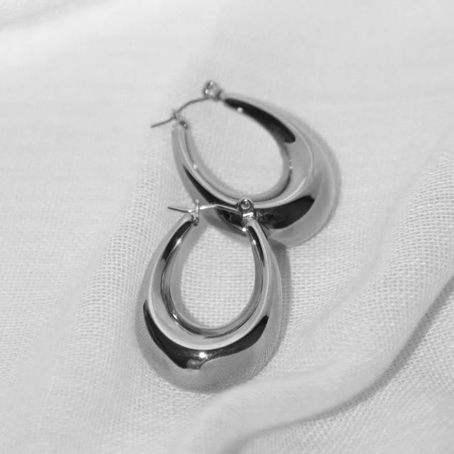 The Luna Hoops