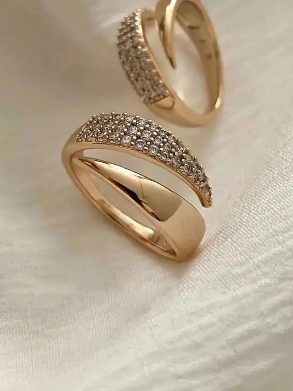 The Crossover Ring