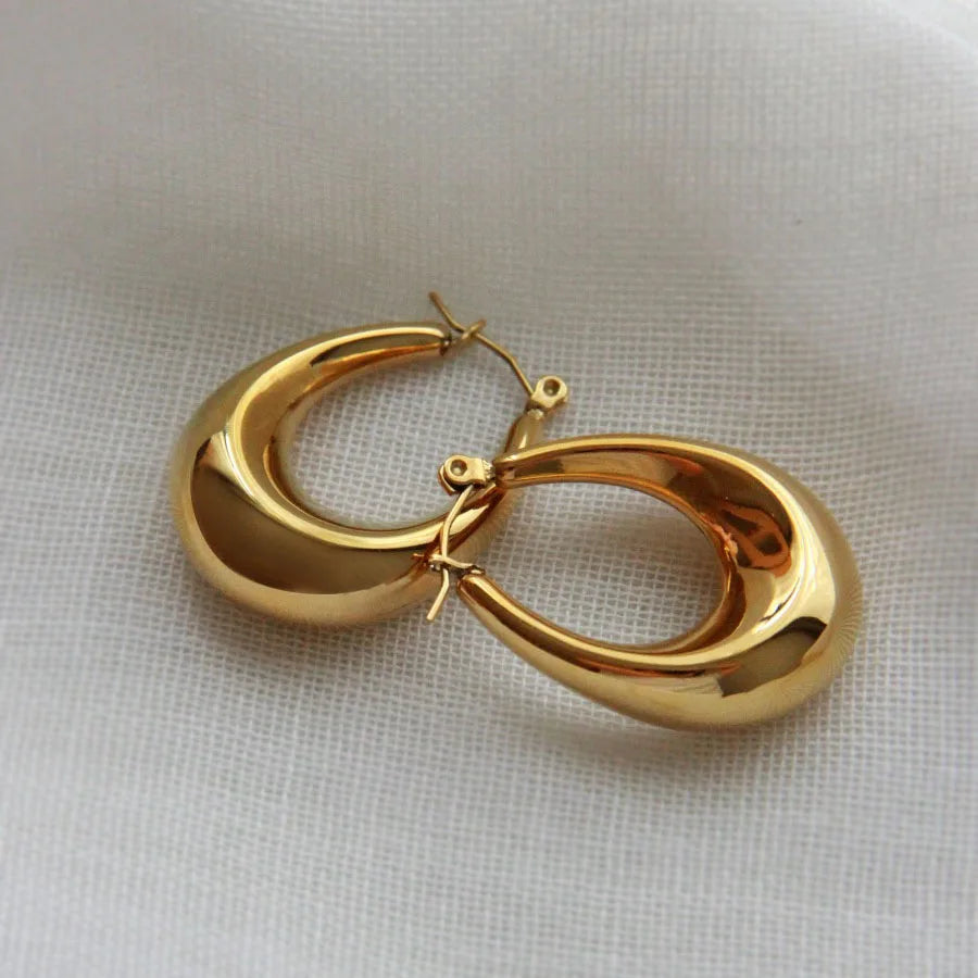 The Luna Hoops