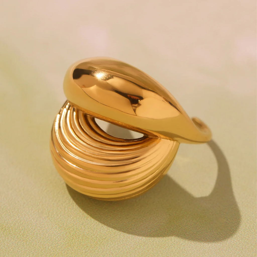 The Coil Ring