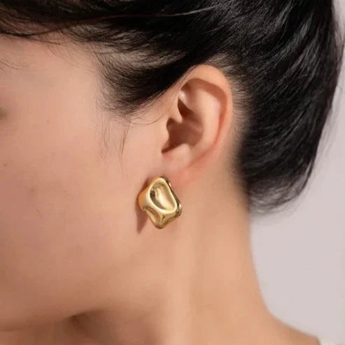 The Lava Studs